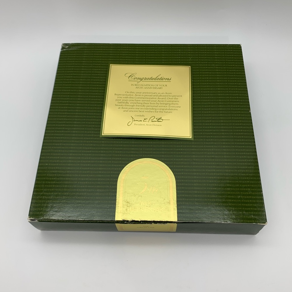 Avon 5th Anniversary 1987 Fine Porcelain Plate The Great Oak 22k gold Trim Japan - Picture 4 of 11